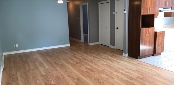 5 1/2 à louer - Photo 2