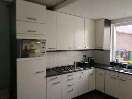 Te huur: Kamer Emmalaan in Veenendaal - Foto 2