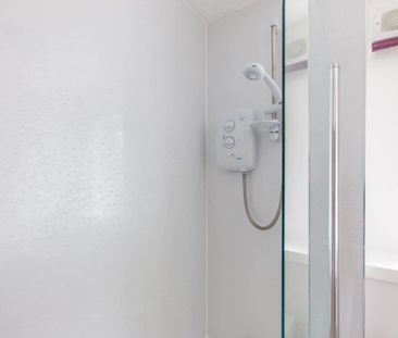 2 bedroom flat to rent - Photo 6