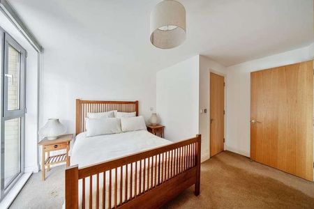 Vauxhaull Bridge Road, Westminster, SW1V - Photo 2