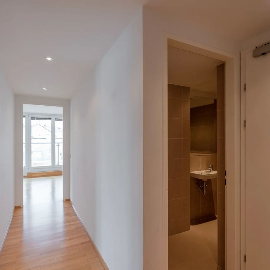 *** Dachgeschoßgenießer aufgepasst *** 4 Zimmer zentral begehbar in der Zieglergasse 50 *** ab 01.03 verfügbar!! - Foto 1