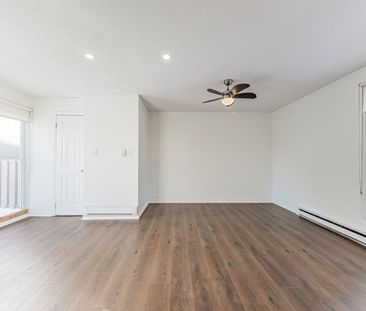 For Lease - 22 Hazelglen Court, Brampton, Ontario - Photo 3