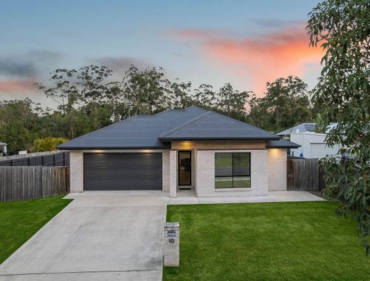 10 Holland Street, Landsborough QLD 4550 - House For Rent | Domain - Photo 1