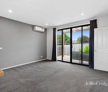 1A Campbell Road, Briar Hill - Photo 5