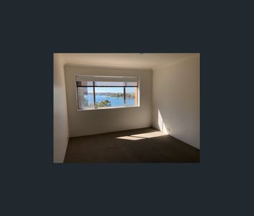 Waterfront Unit High on the Hill at Hamilton - Photo 4