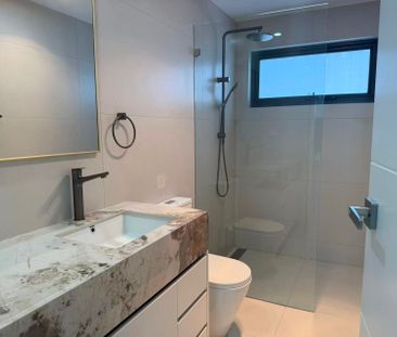 65A Prairie Vale Road, Mount Lewis NSW 2190 - Studio For Rent | Domain - Photo 5