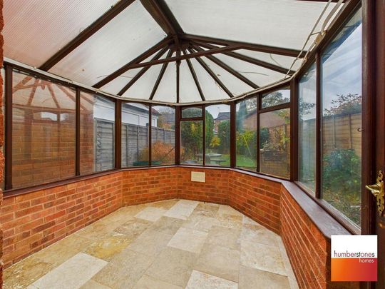 2 bedroom end of terrace house to rent - Photo 1