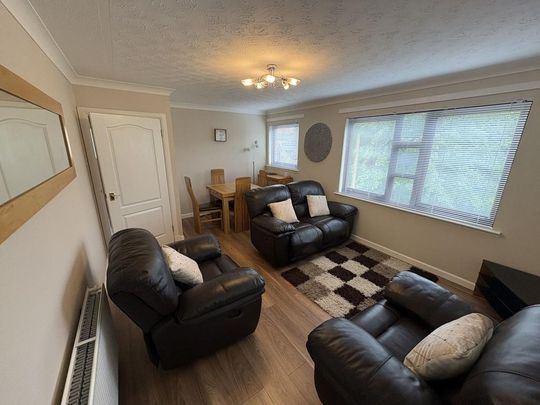 2 bedroom apartment to rent - Photo 1