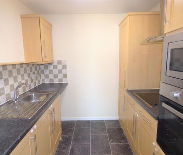 2 bedroom apartment to rent - Photo 3