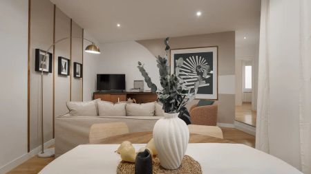 1-bedroom apartment for rent in Almagro, Madrid - Photo 3
