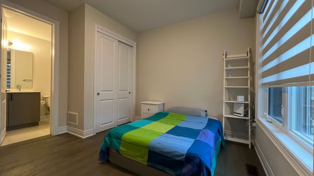 For Lease - 2727 Westoak Trails Boulevard Unit# #1, Oakville, Ontario - Photo 1