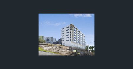 Modern CBD Apartment! - Photo 5