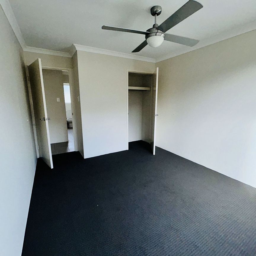 3 Bedroom 2 Bathroom Home in Eglington - Photo 1