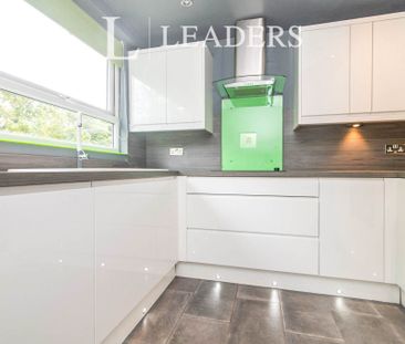 2 bedroom apartment to rent Pinehurst Drive, B38 - Photo 2