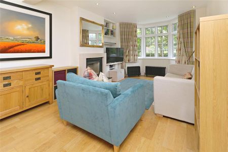 4 bedroom terraced house to rent - Photo 3