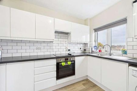 Shifford Crescent, Maidenhead, SL6 - Photo 4