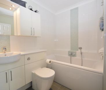 2 bedroom apartment to rent - Photo 6