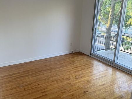 2748 Av. Mercier - Photo 3
