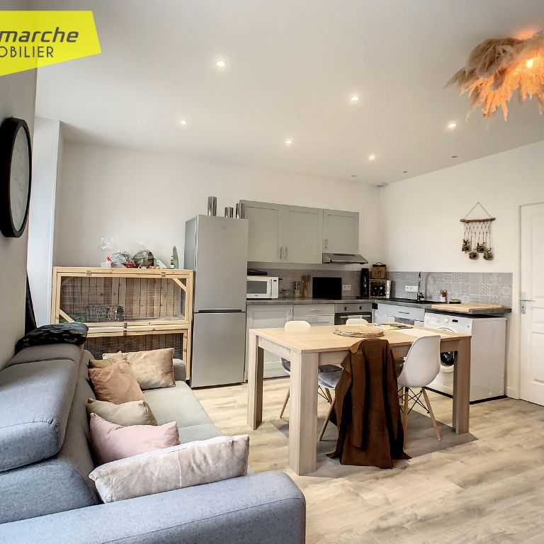 Location Appartement 2 pièces 36m² CERENCES 50510 - Photo 1