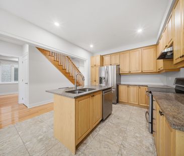 For Lease - 292 Poetry Drive, Vaughan, Ontario - Photo 3