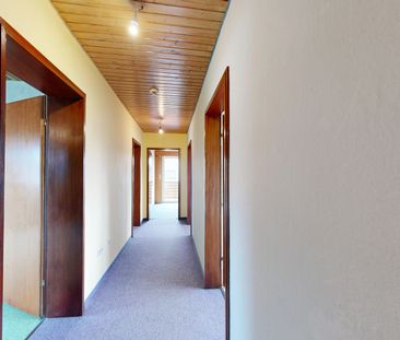 IMMOPARTNER - 3-Zimmer-Dachgeschosswohnung mit Balkon und Garage - Foto 5