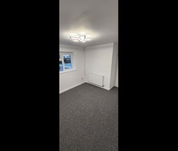 3 Bed Semi-Detached House, Four Acres, BS13 - Photo 6