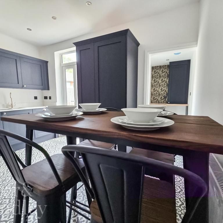 1 bedroom house of multiple occupation to rent - Photo 1
