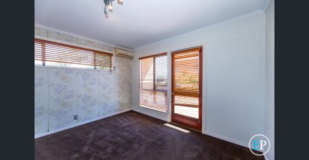 Discover this ideally situated Upstairs Rental Property with shed.OPEN HOUSE INSPECTION TIME CHANGE WEDNESDAY 10th 4pm-5pm - Photo 3