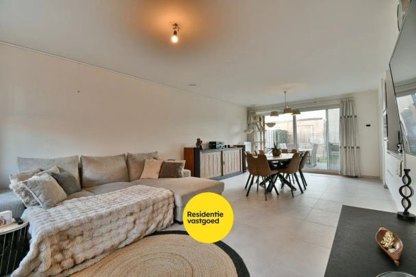 Nieuwbouwappartement met tuin in volledig aangelegd woonerf te Ettelgem - Photo 1