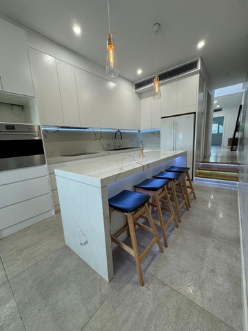 2 Bedroom Unit - Ready to move in! - Photo 3