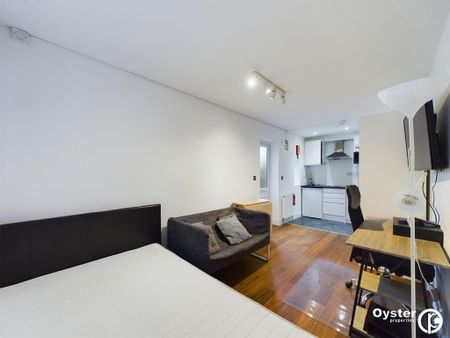Studio to rent - Photo 3