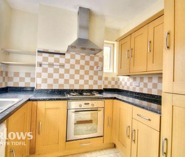 2 bedroom end of terrace house to rent - Photo 4