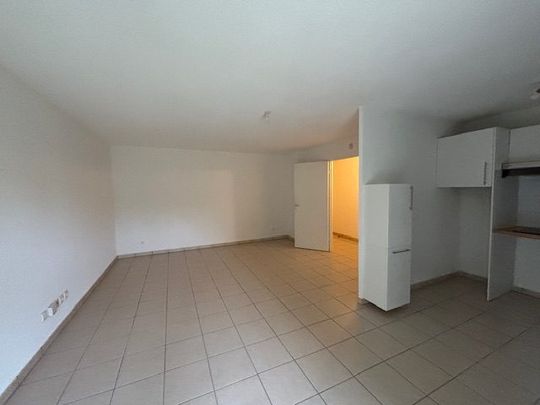 Location Appartement 3 pièces 62m² LES SABLES D’OLONNE 85340 - Photo 1