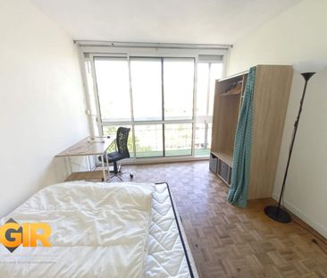 Location Appartement 1 pièce 76m² RENNES 35000 - Photo 2