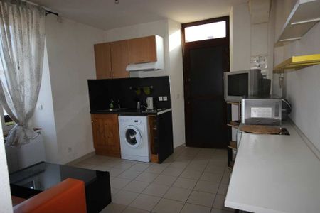 Appartement T2 près de BONNEVILLE à louer - Photo 5