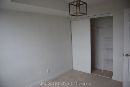 15 Greenview Avenue #2410 - Photo 2