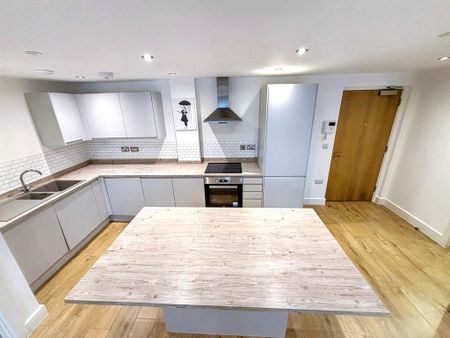 2 bedroom flat to rent - Photo 5