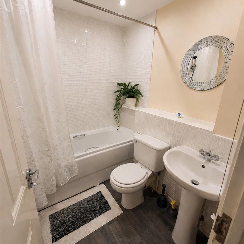 Filton Avenue, Horfield, Bristol - Photo 1