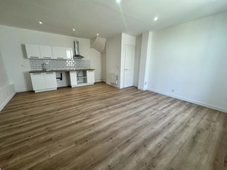 Location Maison 3 pièces 55 m2 à Saint-Quentin - Photo 3