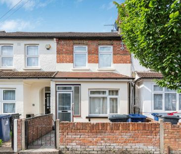 Clarence Street - Photo 1
