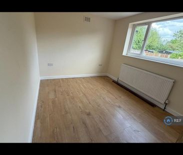 3 bedroom bungalow to rent - Photo 3