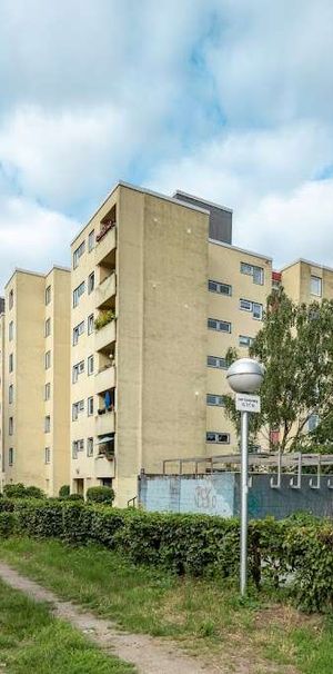 1-Zimmer Wohnung mit Balkon &amp; Aufzug in Berlin-Staaken f&uuml;r Heimwerker - Foto 2