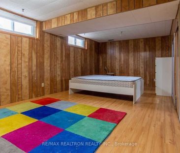For Lease - 19 Wenderly Drive, Aurora, Ontario - Photo 2