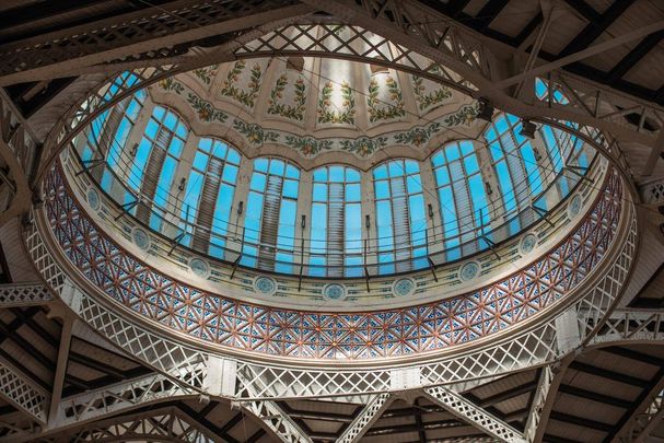 1 bedroom luxury penthouse for rent in Valencia - Photo 1