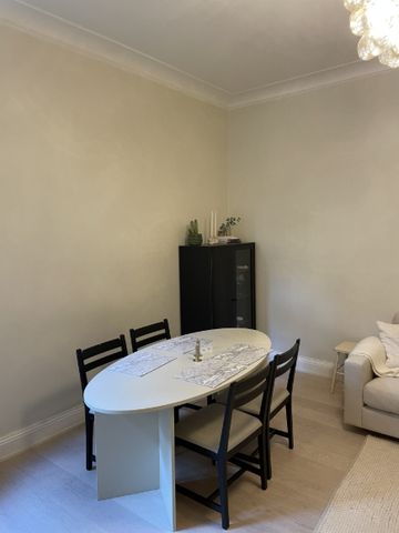 Mysig etta i centrala Norrmalm med trädgård och grillplats! - Photo 5