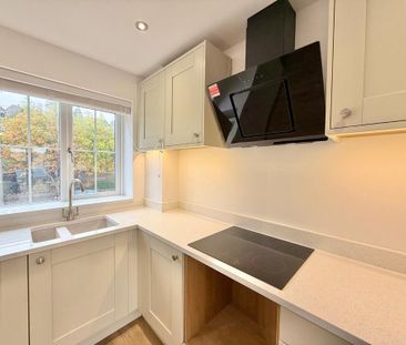 2 bedroom flat to rent - Photo 6