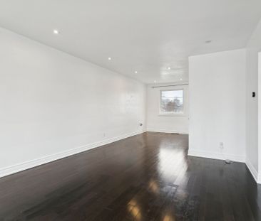 For Lease - 238 Elmhurst Drive, Toronto, Ontario - Photo 4