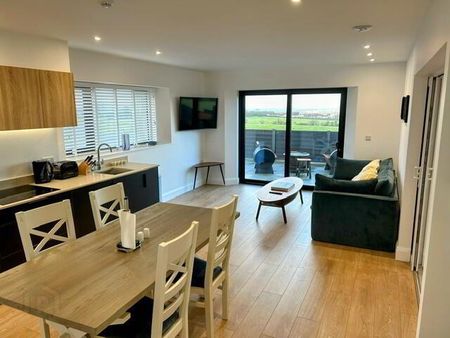 7 Magheraboy Road, Portrush, BT56 8NU - Photo 2