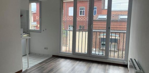Location Appartement 1 pièce 19m² LILLE 59000 - Photo 2