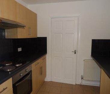 1 bedroom ground floor flat to rent - Photo 4